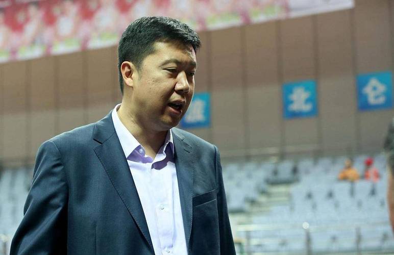 王治郅现在是什么情况，王治郅现在从事什么工作