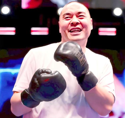 中国拳击世界冠军男的名字，中国拳击男选手
