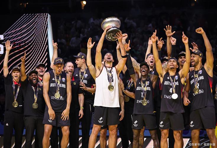美国nba篮球季前赛多少场？美国篮球赛季时间？